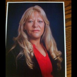 Meet your Posher, Annette