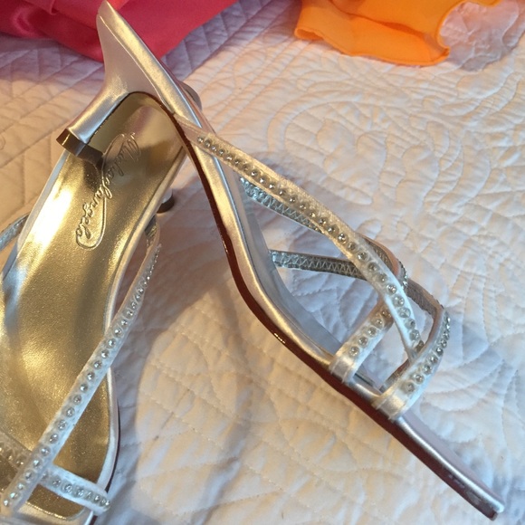 Michelangelo shoe - Picture 3 of 4