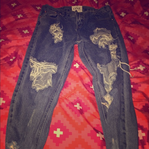 Baggy Distressed Boyfriend Jeans