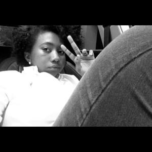 Meet your Posher, Mia