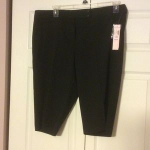 Black dress capris