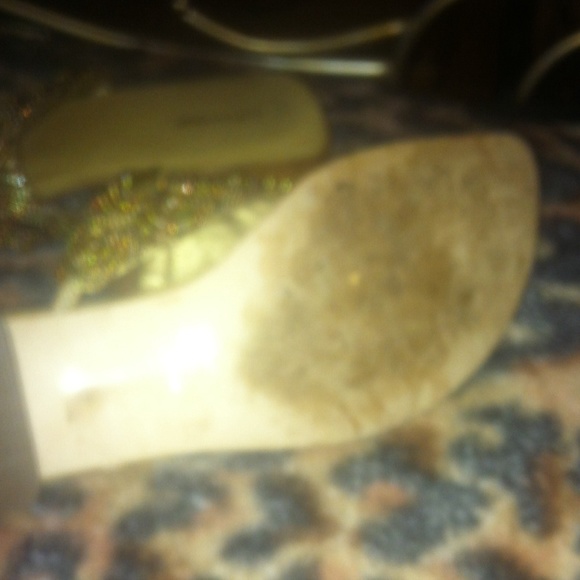 J. RENEE SANDALS - Picture 2 of 4