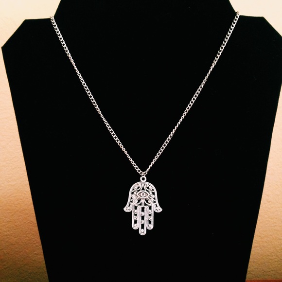 Boho Silver Evil Eye Hamsa Chain Necklace - Picture 2 of 2