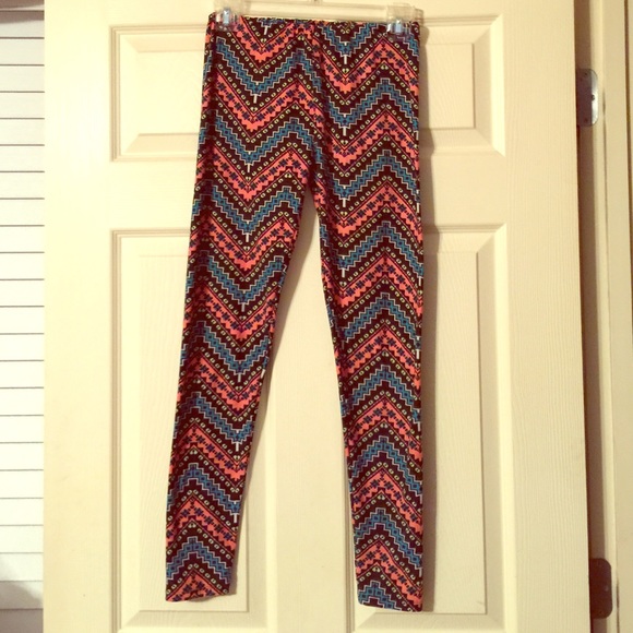Colorful fun print leggings!