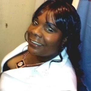 Meet your Posher, Malika