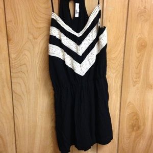 Tilly's "Socialite" black/white romper