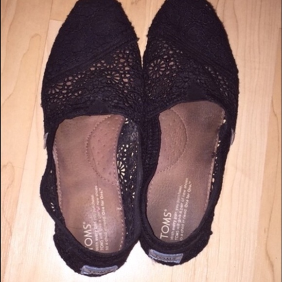 Black crochet TOMS