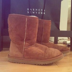 UGG Classic Short Boot