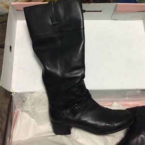 Black leather Bandolino riding boots Sz 10
