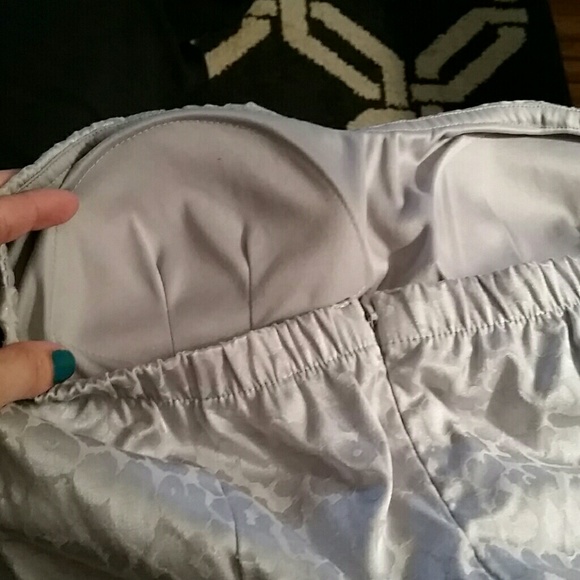 Dress - Picture 4 of 4