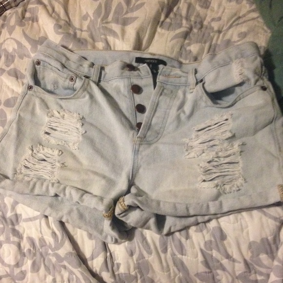 Forever 21 high waisted shorts ☺️☺️