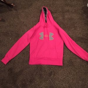 Under armor sweatshirt