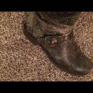 Frye distressed Veronica Boot