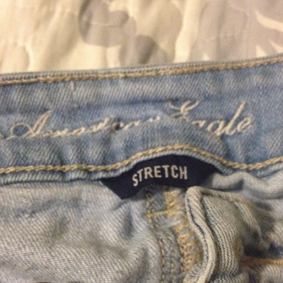 Shorts - Picture 2 of 3