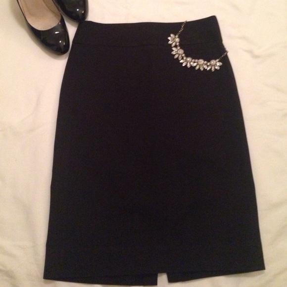 Banana Republic | Black Pencil Skirt Size 0