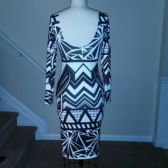 Aztec Print Dress - Picture 2 of 3