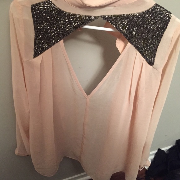 Top! - Picture 2 of 2