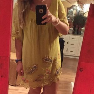 loose paisley/floral dress 👗