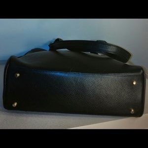 Lamarthe Bags - Lamarthe Paris Navy Blue Leather Purse! Lamarthe Bags - Lamarthe Paris Navy Blue Leather Purse!