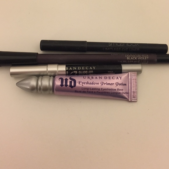 Eye liner bundle