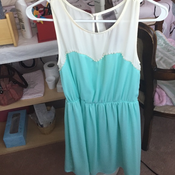NWOT Pearl Aqua Dress