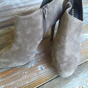Sole Society Gray Suede Booties