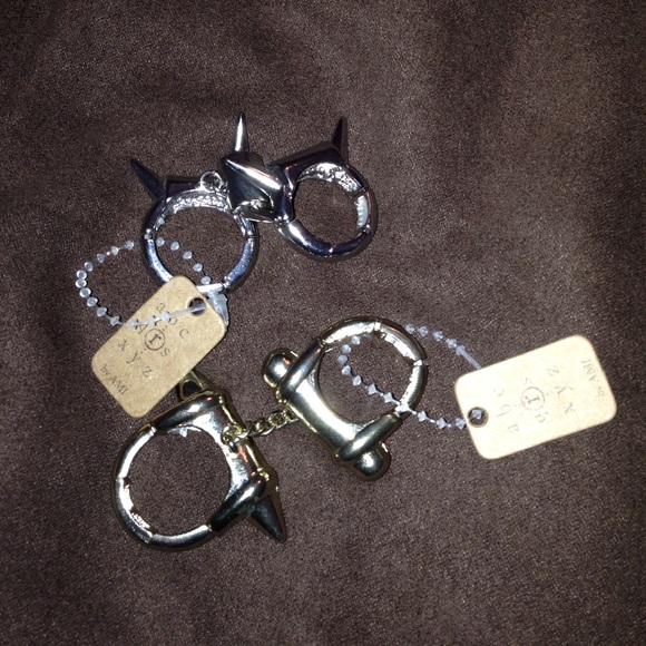 Gothic rings w/spikes