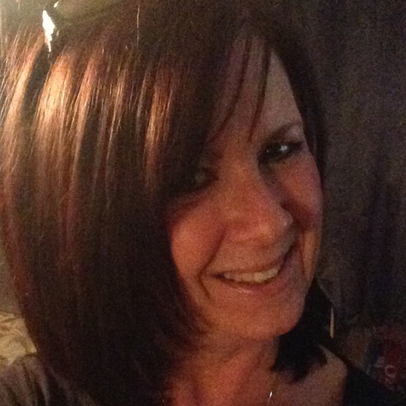 🌸Hi, I'm Celia!🌸 - Picture 2 of 2