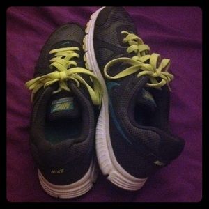 Women's Nike Revolution 2 Running Shoe