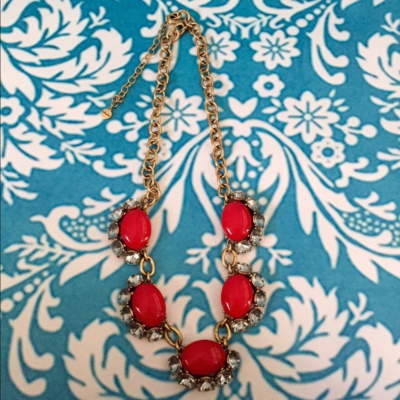 Stella & Dot Mae necklace