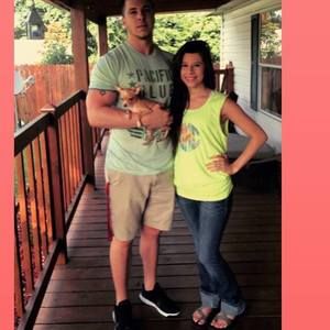 Meet your Posher, Courtney