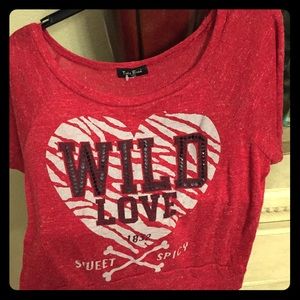 Red wild love top size m