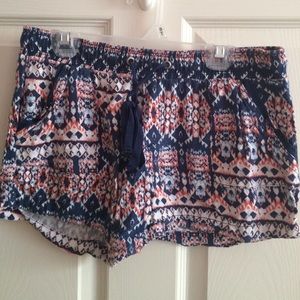 Flowy tribal print shorts