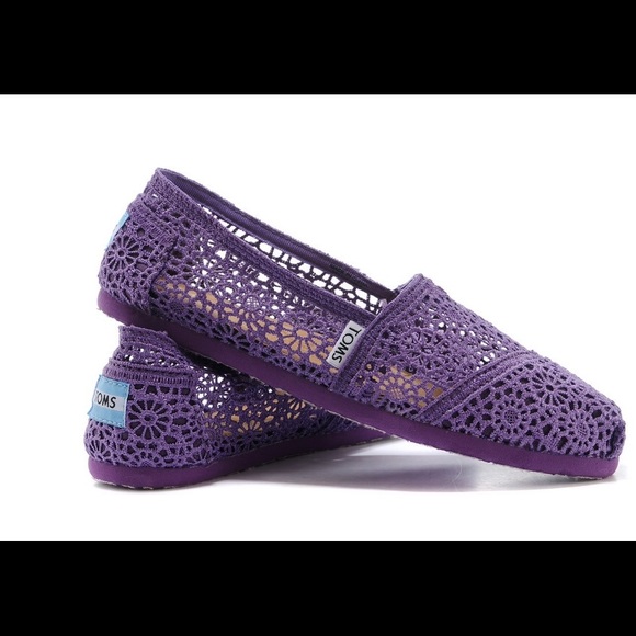 Purple Crochet Toms