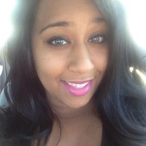 Meet your Posher, Jasmine