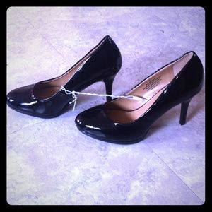 Black patent heels