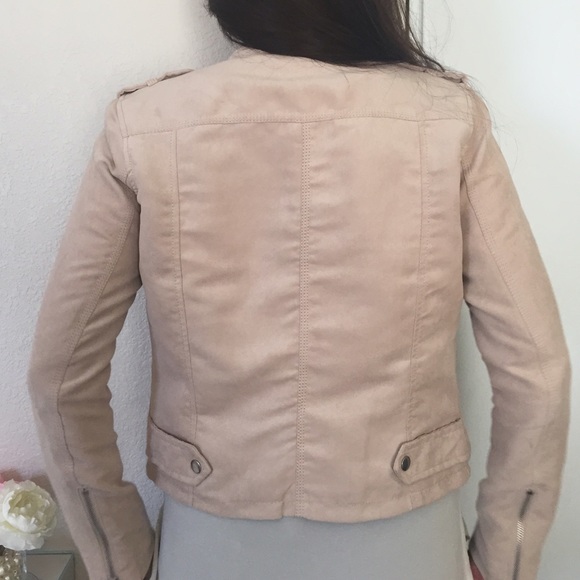 ❌❌SOLD ❌❌ Nude Suede Zipper Jacket - Picture 3 of 3