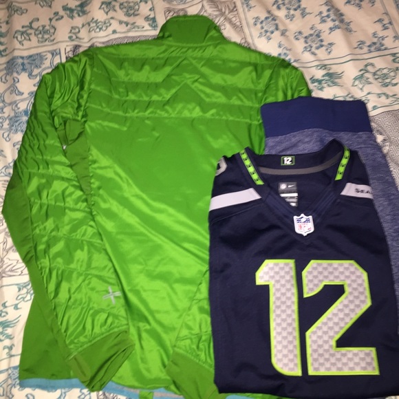 Icebreakers women's Helix Jacket, size small