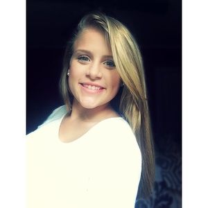 Meet your Posher, Noelle