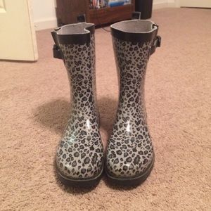 Rain boots