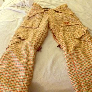 Billabong snowboarding/skiing pants