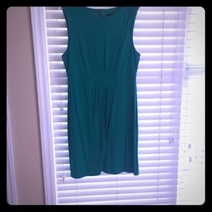 Green Sleeveless Dress