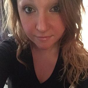 Meet your Posher, Rebecca