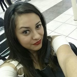 Meet your Posher, Hasmin