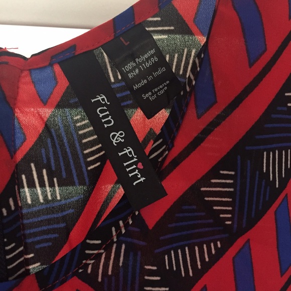 Red and Black Patterned Short Sleeve Shirt - Picture 3 of 3