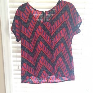 Red and Black Patterned Short Sleeve Shirt