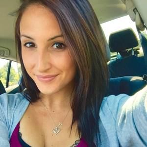 Meet your Posher, Alyssa