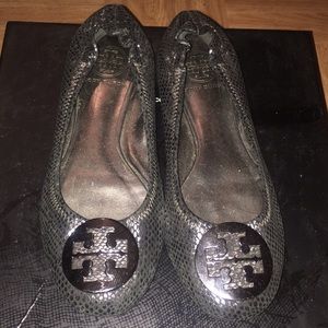 Tory Burch silver/ black reptile ballet Flat