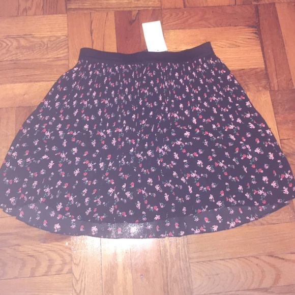 Brand new h&m skirt