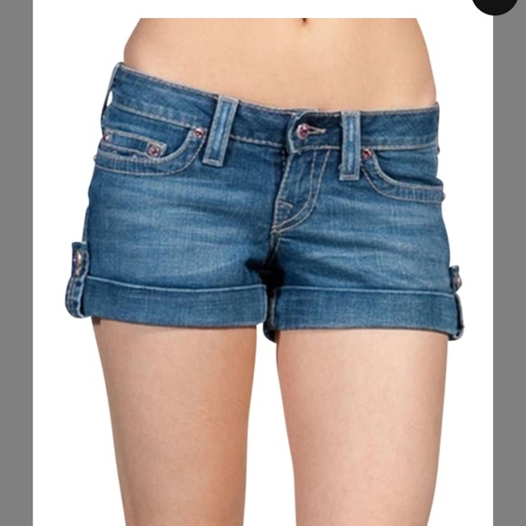 True religion shorts - Picture 1 of 4